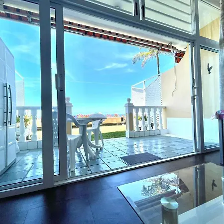 Studio With Direct View Of The Atlantic, Heated Pool, Wifi, 250 Meters To The Beach Apartment Puerto de la Cruz (Tenerife)