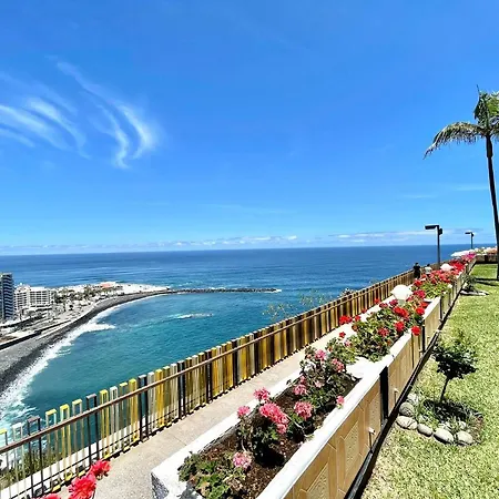 Studio With Direct View Of The Atlantic, Heated Pool, Wifi, 250 Meters To The Beach Puerto de la Cruz (Tenerife)